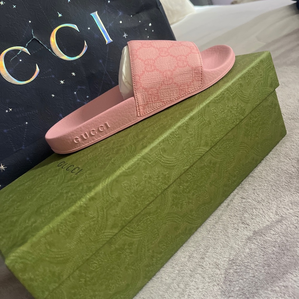 Gucci slides